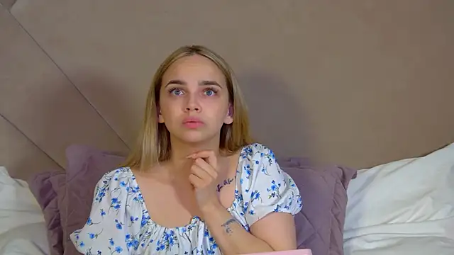 AnitaVenture's Live XXX Chat
