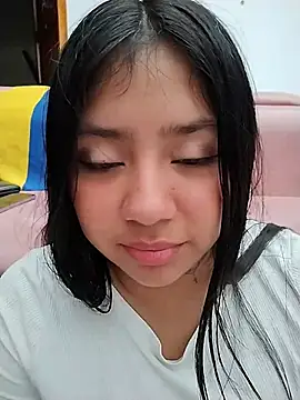 Amber_Herrera 在線直播表演