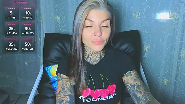 tattooedBabyy's Live XXX Chat