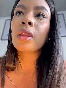 دردشة _caroline_jackson_ الجنسية المباشرة