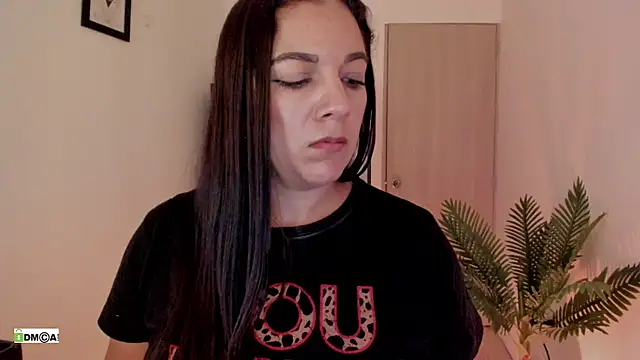 urcute_kitten – Live XXX-chat