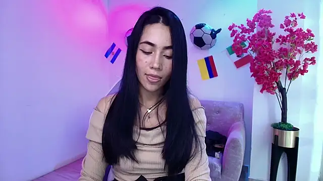 Chat XXX en directo de Rainy_doll