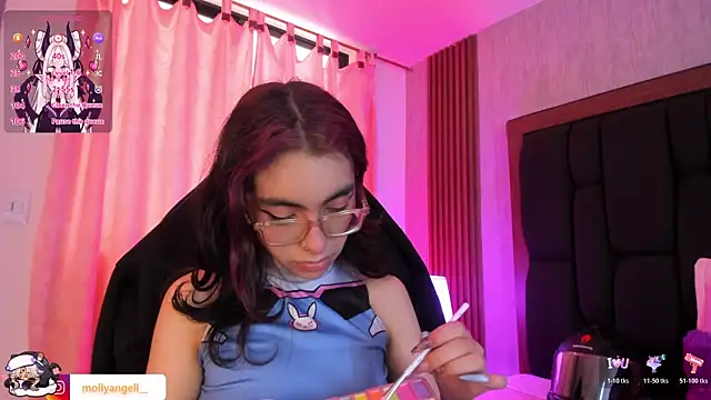 Molly_A Chat XXX in diretta
