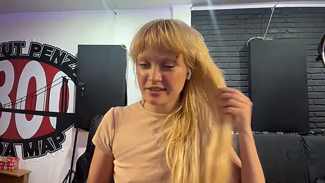 FreedaDeloach Live XXX-Chat