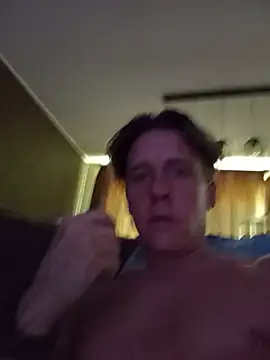 Antonio11111x's Live XXX Chat