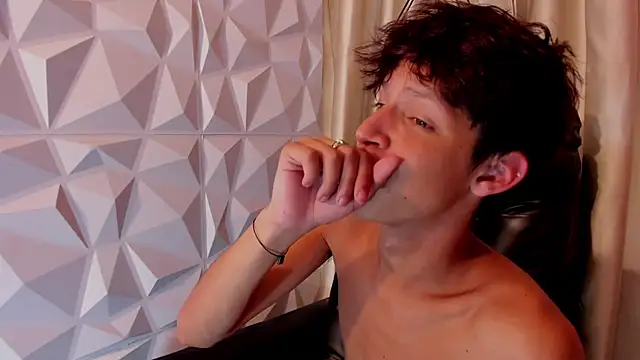 Ethan_qop Live XXX-chat