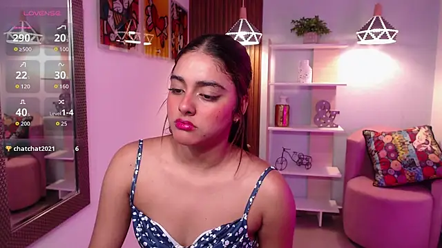 _Lucy_Grey_ Chat XXX in diretta