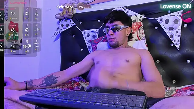 Czat XXX na żywo – StefanoBigCock