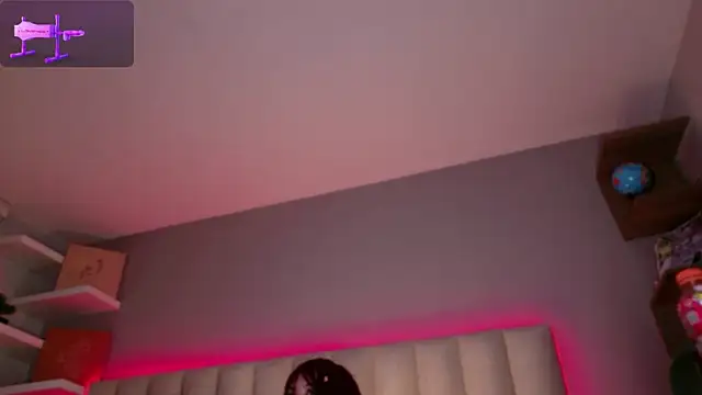 Онлайн чат XXX Megan_mooree_