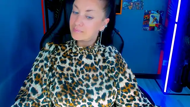 AnaMills' Live XXX Chat