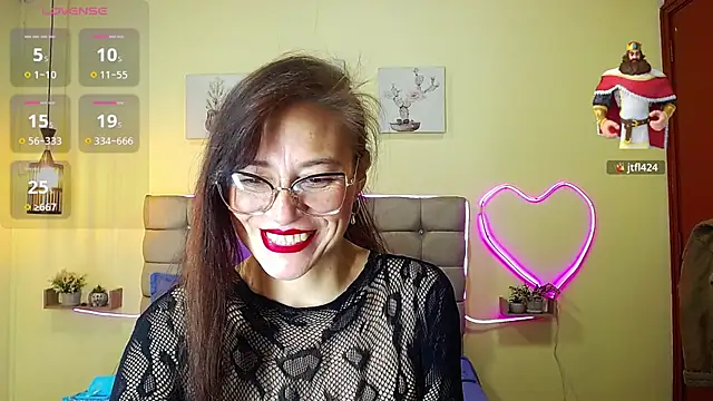 _naomi_s Chat XXX live