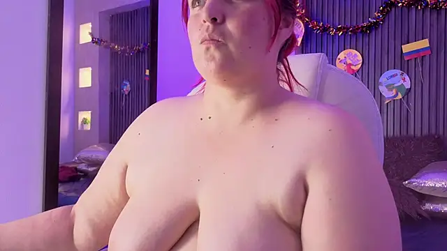 XXX chat uživo modela RouseWright