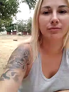 evil_kitty's Live XXX Chat