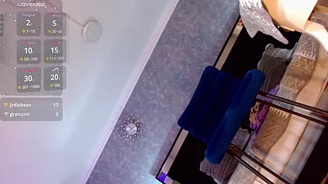BrandyQueenx's Live XXX Chat