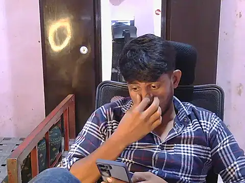 HotXKrish 现场XXX聊天