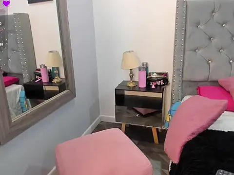 Angel_Alba_ Chat XXX in diretta