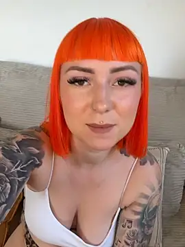 ScarletVixenLive élő XXX-chatje