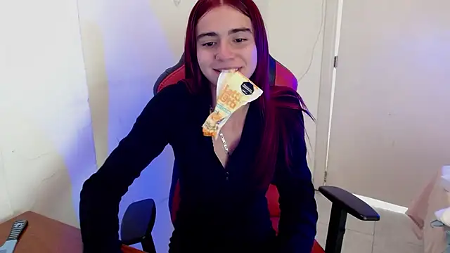 Maximesex live XXX chat