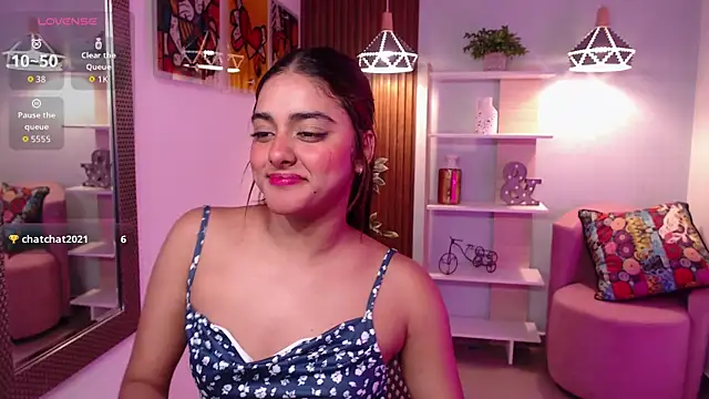 _Lucy_Grey_ Chat XXX in diretta