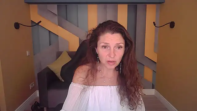Chat XXX en directo de EllaLong