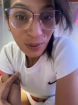 ImCrazzy Chat XXX in diretta