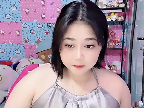 Nhanlu009 Chat XXX in diretta