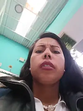Czat XXX na żywo – _andrea30