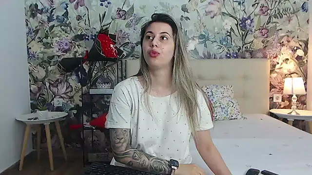 RoseDiamond06 라이브 XXX 채팅