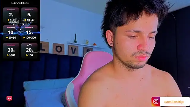 Chat +18 de Issac_james_ ao vivo