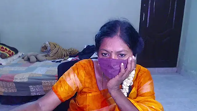 Novapol11's Live XXX Chat