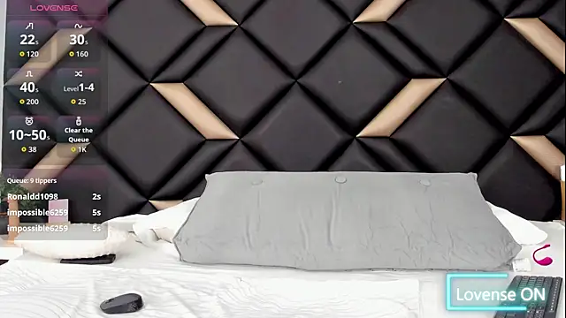 MelisaKovacs' Live XXX Chat
