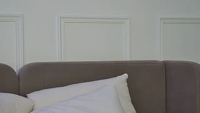 ArianaMell Adlı Modelin Canlı XXX Sohbeti