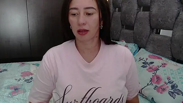 sara_hott_1 Live XXX-chat
