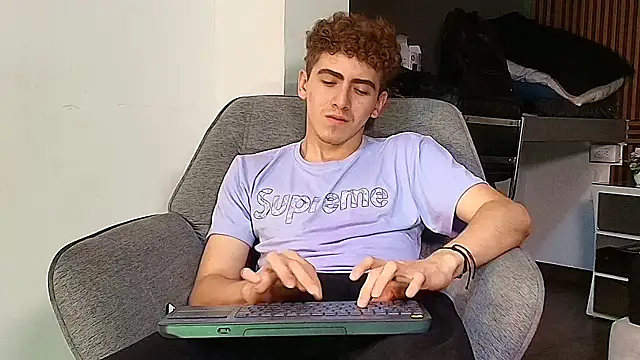 Tyler_Mcrey Live XXX-Chat