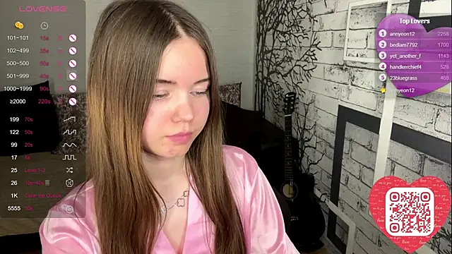 ElmiraDabato's Live XXX Chat
