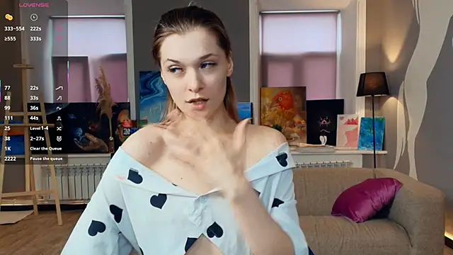 CleopatraHabibi's Live XXX Chat