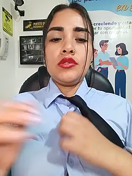 MAYE__13 Chat XXX in diretta