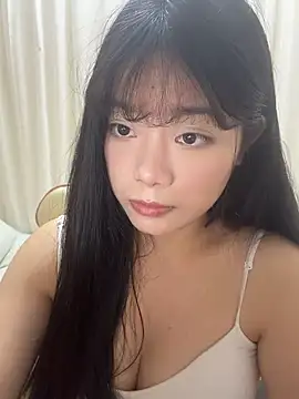 AZ37866 – Live XXX-chat