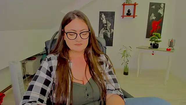 MistressDarrah Live XXX Chat