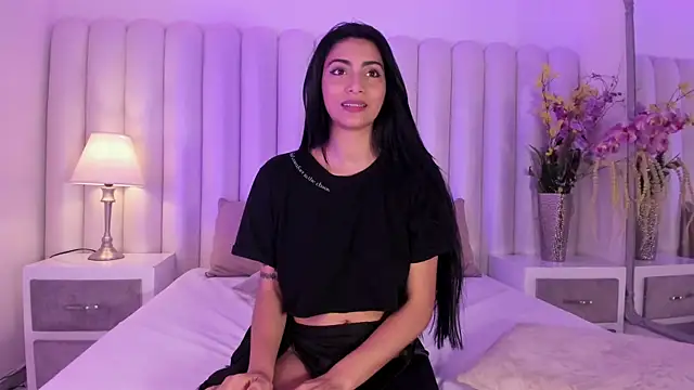 CleoSteele Adlı Modelin Canlı XXX Sohbeti