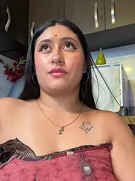 kalpanaaishaa Chat XXX in diretta