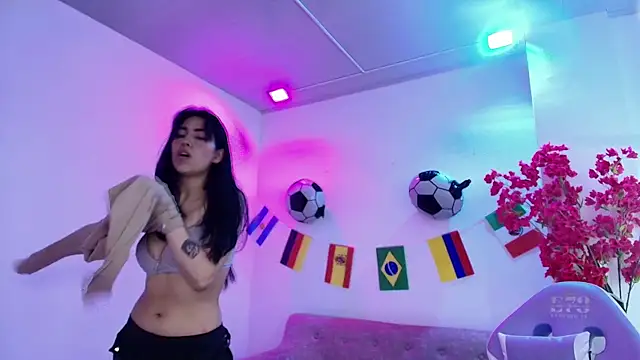 Chat XXX en directo de Rainy_doll
