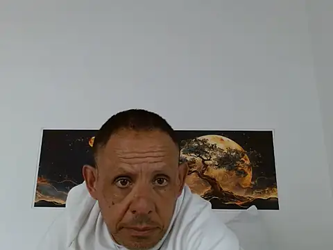 Chatroom XXX en direct de AlekNoir