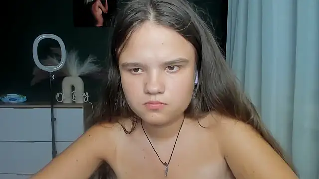 AdeleCruz Live XXX-Chat