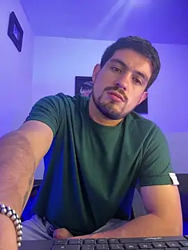 williamsmiiths16 XXX чат на живо