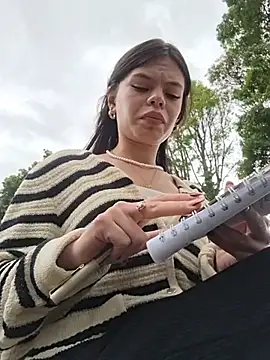 _Isabella-7 现场XXX聊天