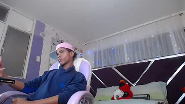 Santy_bigcock_01: απευθείας συνομιλία ΧΧΧ