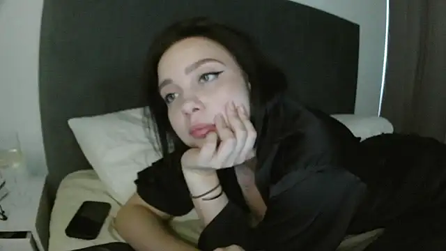 Saviraaa's Live XXX Chat