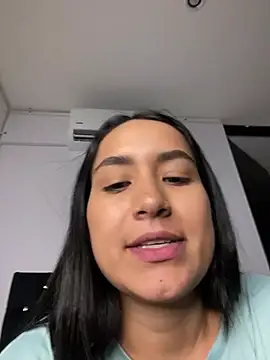 Chat +18 de Val12777 ao vivo