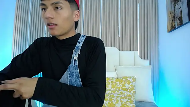 AdrianStark_'s Live XXX Chat